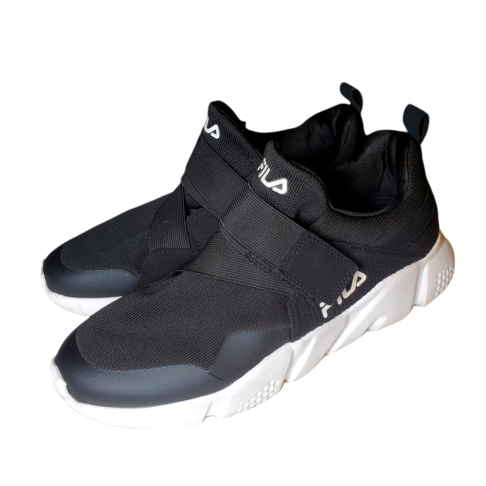 3/$30 💋 Fila Vasta Air Mesh Athletic Sneaker Unisex